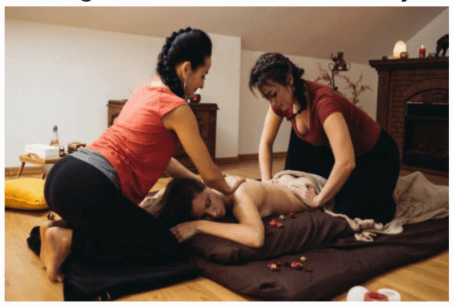 4 HANDS NURU MASSAGE